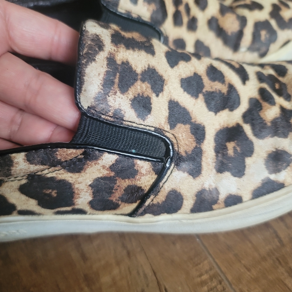 MICHAEL Kors Slip On Leopard Print Calf Hair Sneakers Flats Size 7M - Picture 8 of 16
